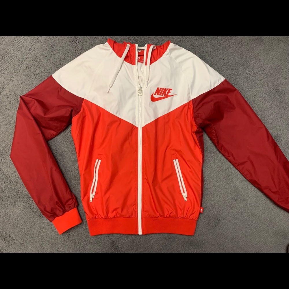 Nike windbreaker